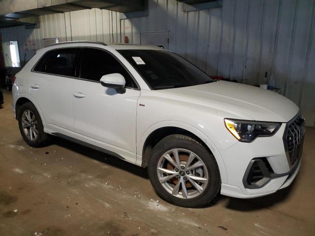 WA1DECF3XM1018148 Audi Q3 PREMIUM 4