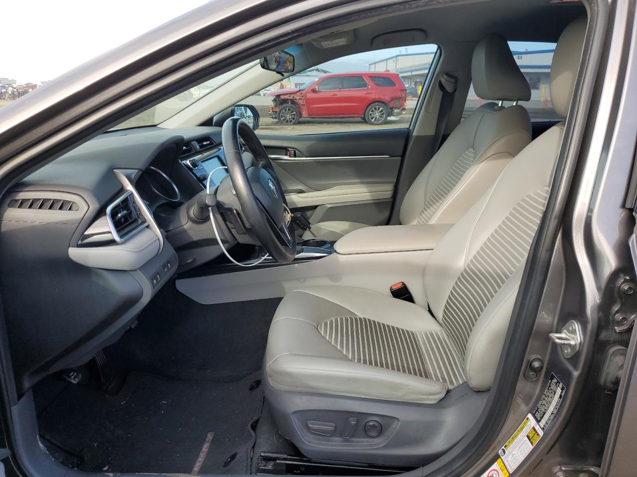 4T1B11HK4JU088283 TOYOTA CAMRY 2018