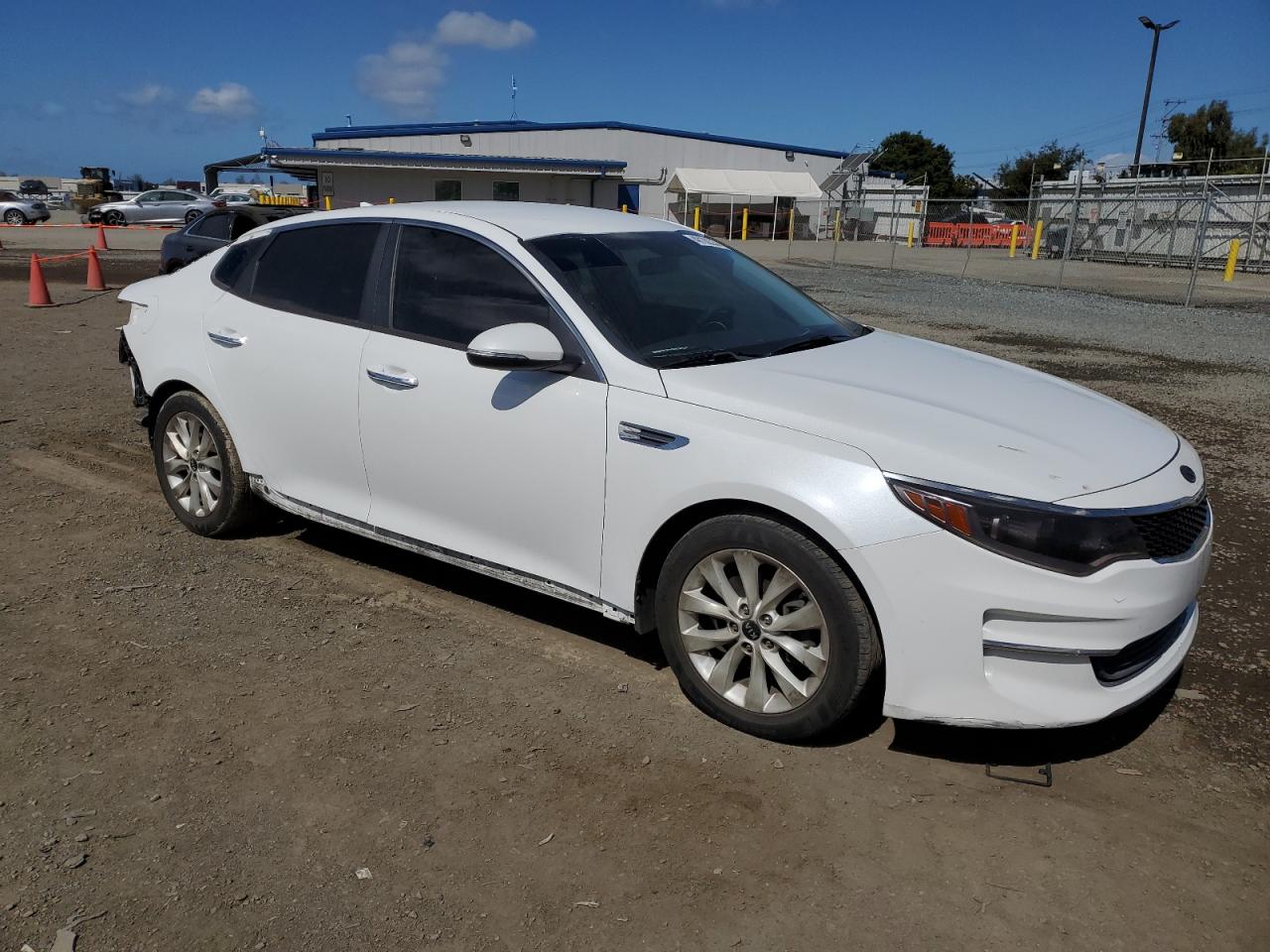 5XXGT4L31GG007194 KIA OPTIMA 2016