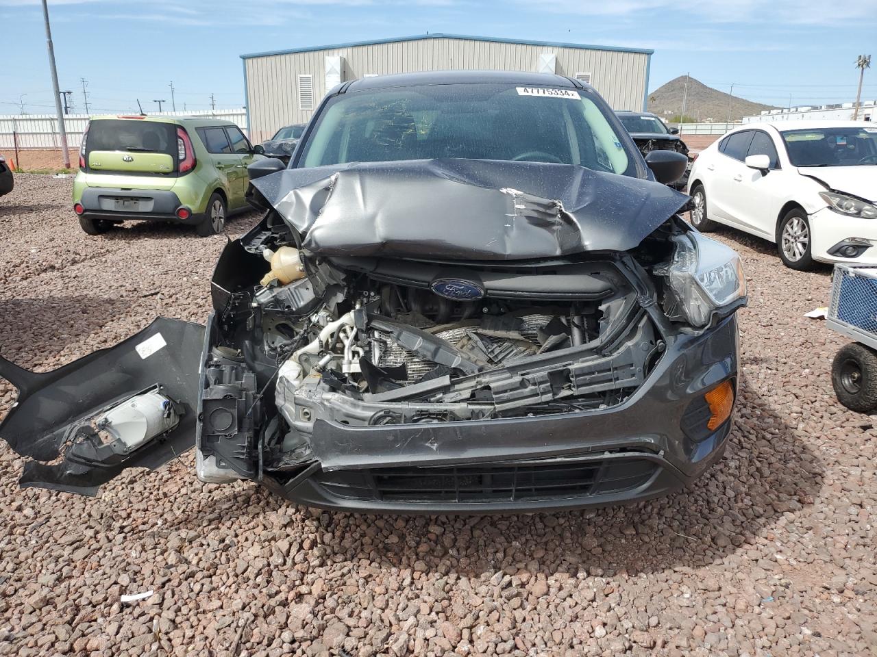 1FMCU0F77HUA82749 FORD ESCAPE 2017