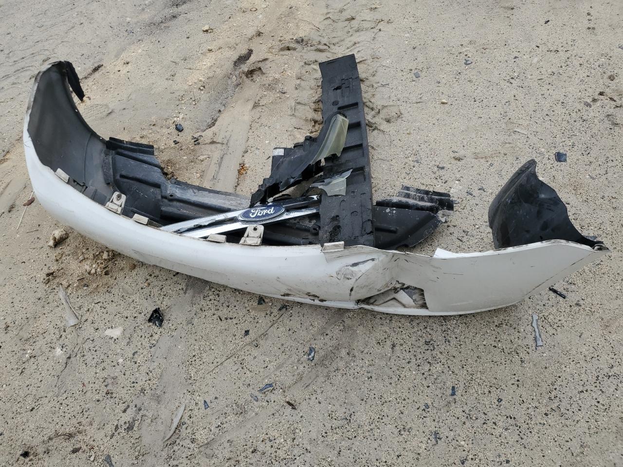 1FAHP3FN6AW213106 2010 Ford Focus Se