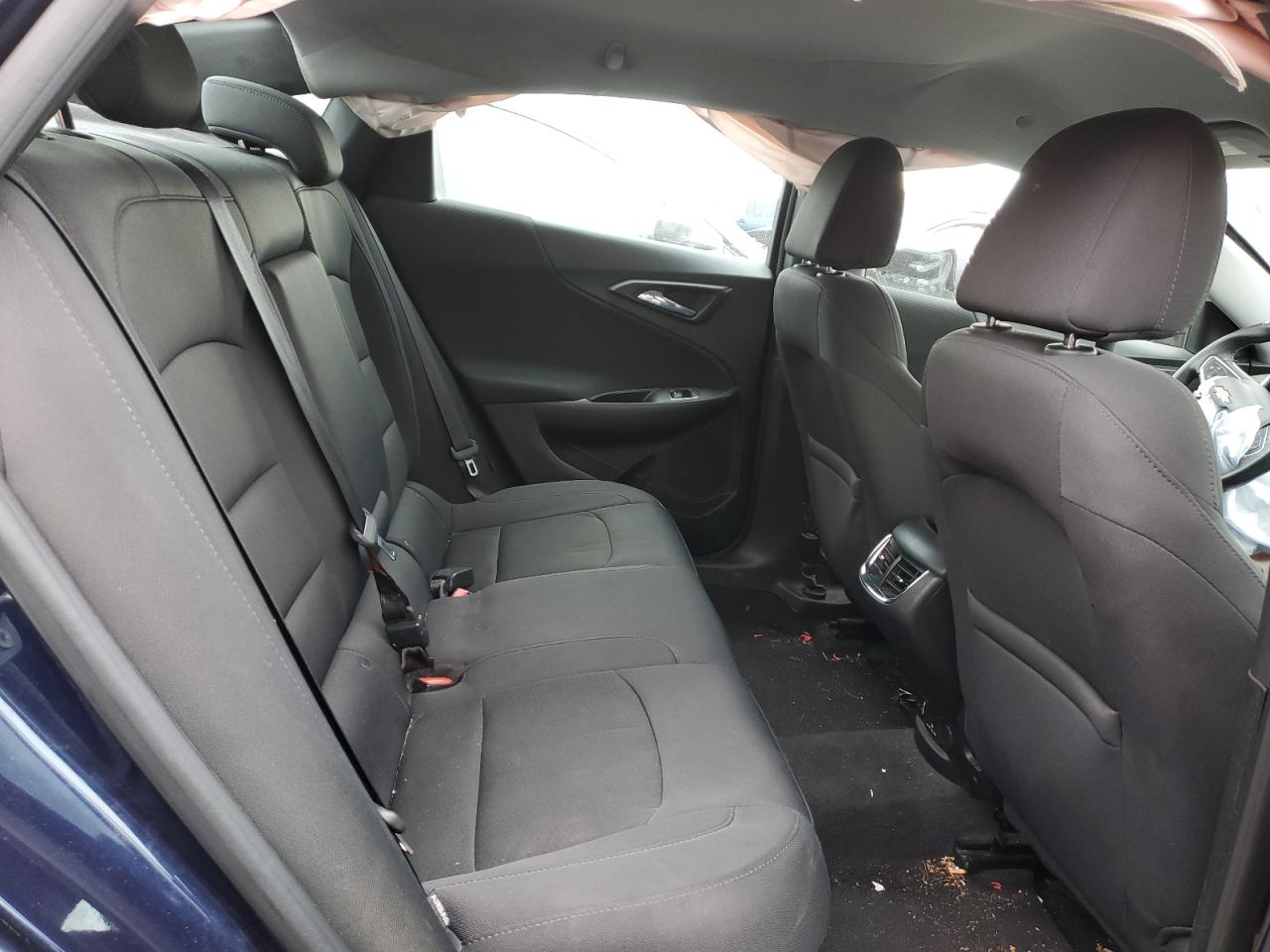 1G1ZE5ST9GF320690 CHEVROLET MALIBU 2016