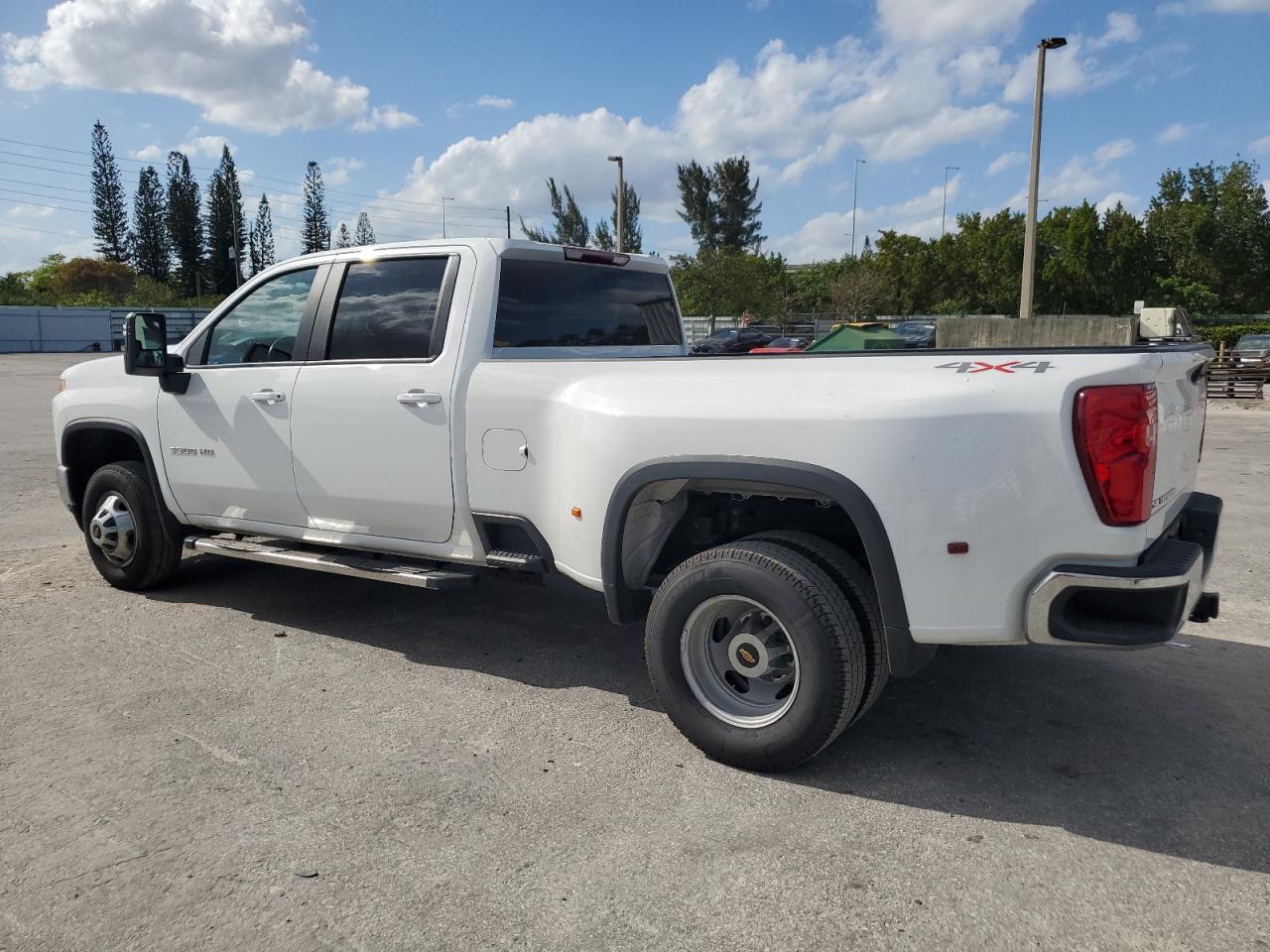 1GC4YTEY2PF102997 CHEVROLET ALL Models 2023