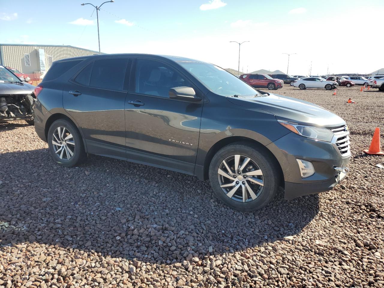 2018 Chevrolet Equinox Ls vin: 3GNAXHEV1JL351160