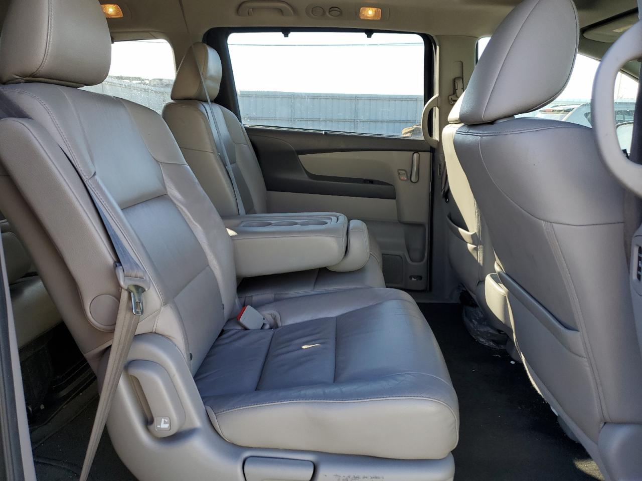 5FNRL5H60CB028777 2012 Honda Odyssey Exl