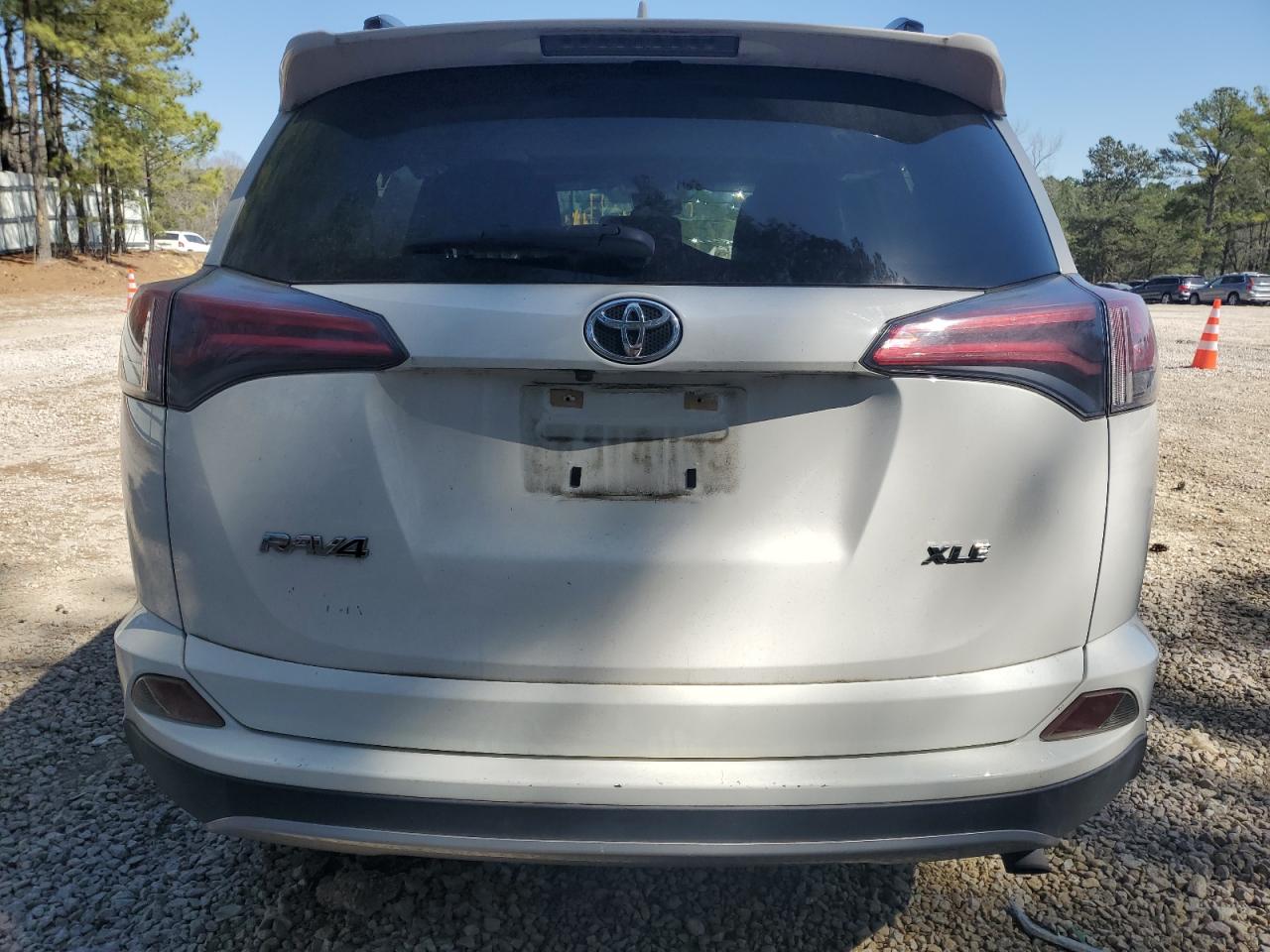JTMWFREV3HJ106711 TOYOTA RAV4 2017