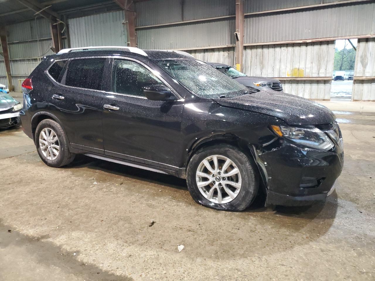 KNMAT2MT5HP593496 NISSAN ROGUE 2017