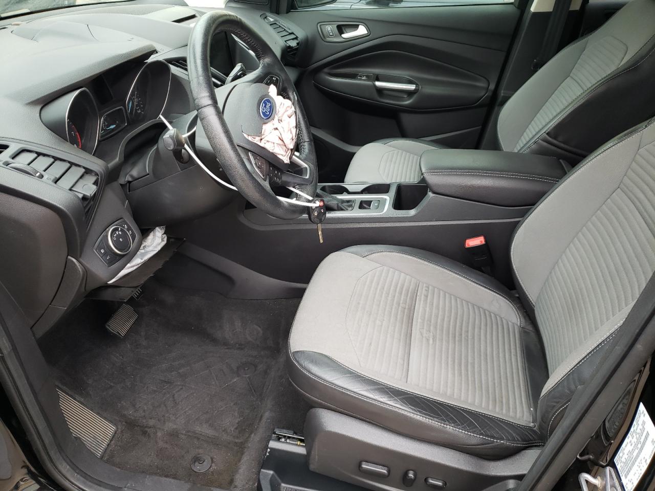 1FMCU0G96HUB59871 FORD ESCAPE 2017