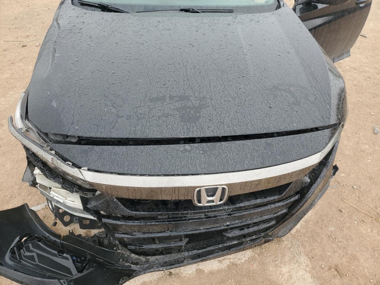 1HGCV1F33JA142944 HONDA ACCORD 2018