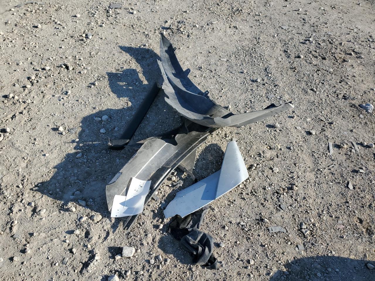 KMHHM65D45U155040 2005 Hyundai Tiburon