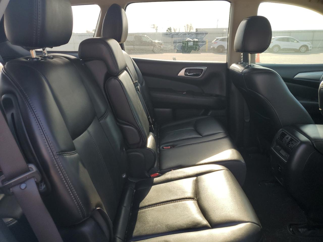 5N1DR2MMXHC606217 NISSAN PATHFINDER 2017