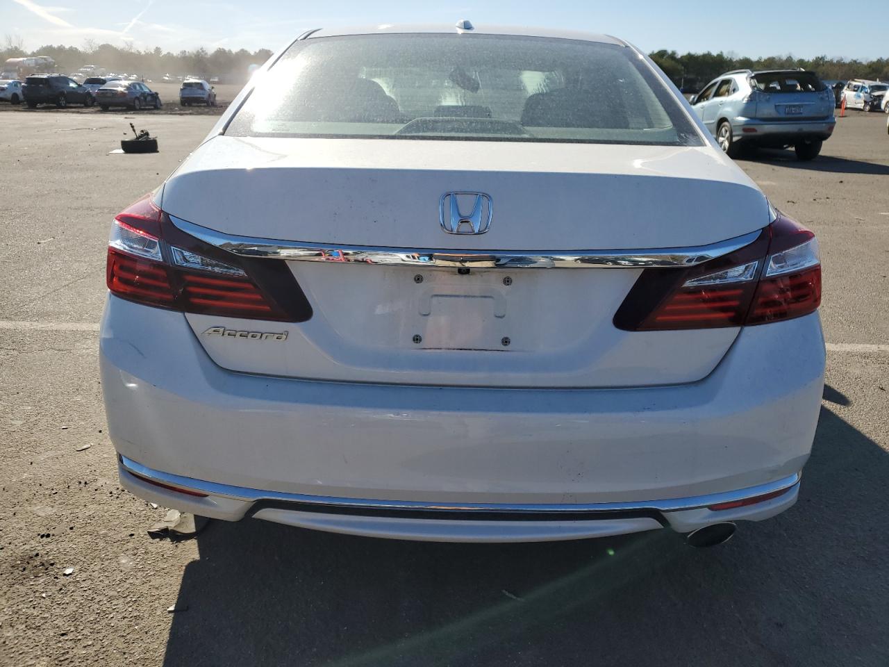 1HGCR2F82HA230710 HONDA ACCORD 2017