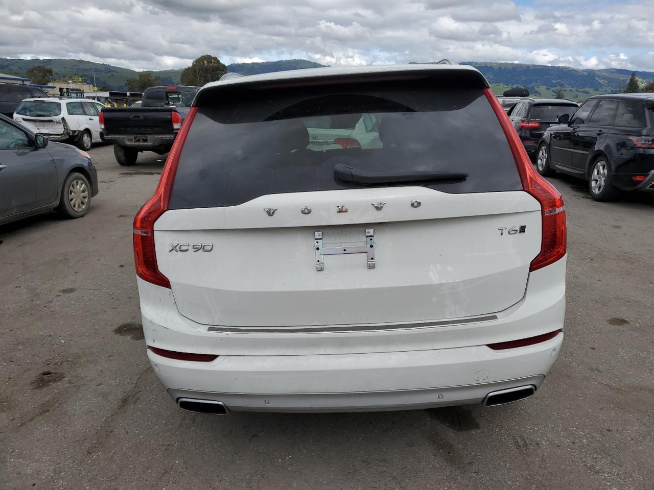 YV4A22PK3L1570605 VOLVO XC90 2020