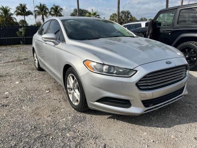 Lot #2374318787 2016 FORD FUSION SE salvage car