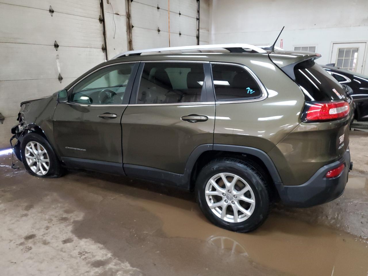 2015 Jeep Cherokee Latitude vin: 1C4PJMCB7FW515289