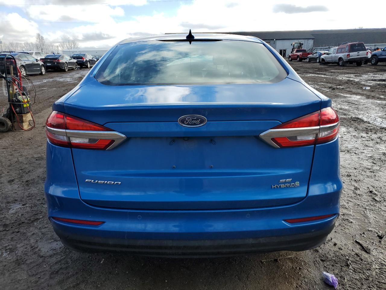 3FA6P0LU0KR168461 FORD FUSION 2019