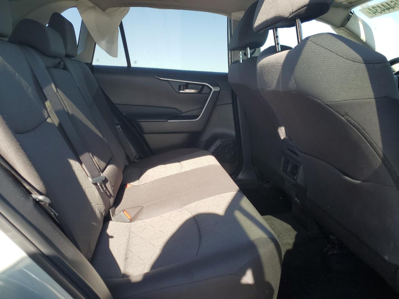 2T3P1RFV6NW300132 2022 Toyota Rav4 Xle