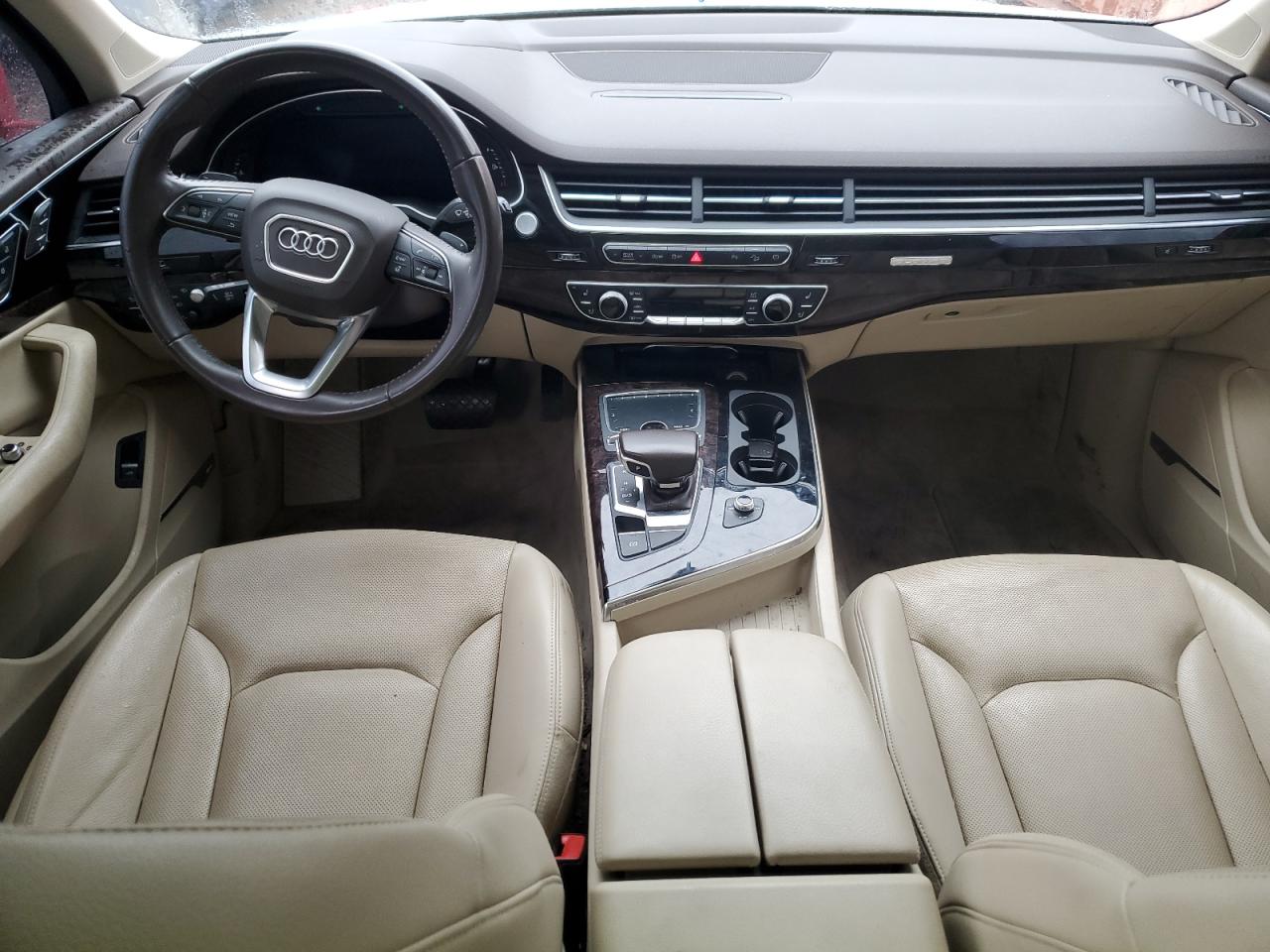 WA1VAAF78JD041557 2018 Audi Q7 Prestige