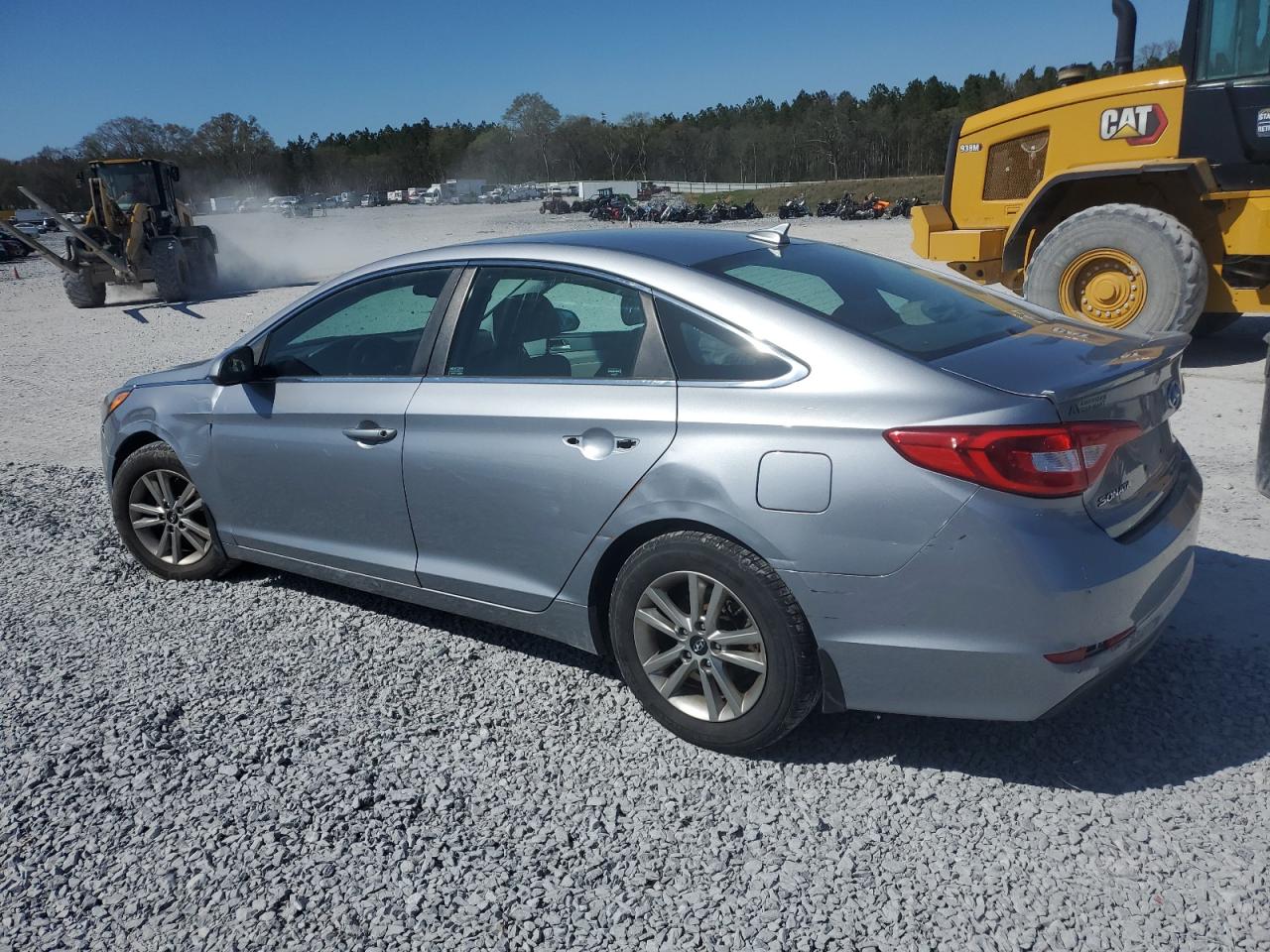 Lot #3034397108 2015 HYUNDAI SONATA SE