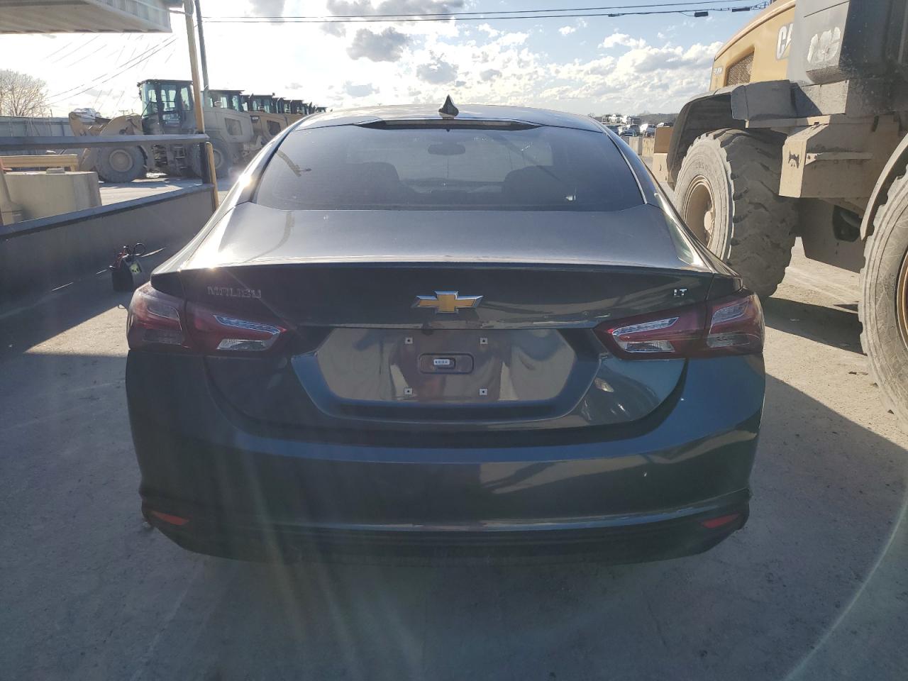1G1ZD5ST9KF122137 CHEVROLET MALIBU 2019