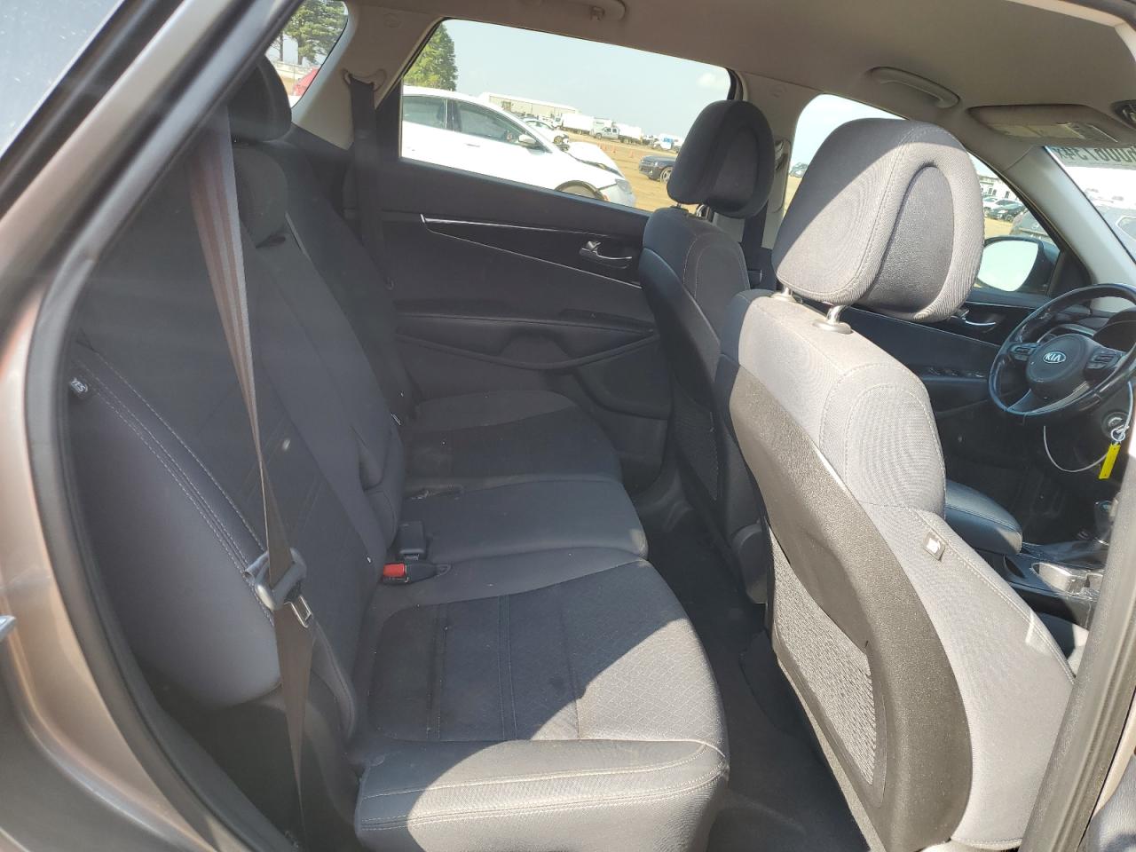 5XYPG4A57GG072006 2016 Kia Sorento Lx