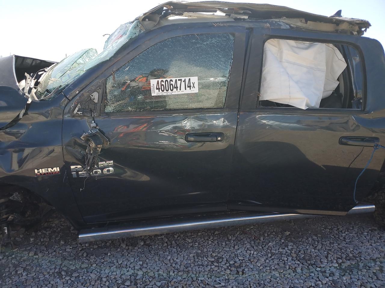 1C6RR7MT3GS115725 2016 Ram 1500 Sport