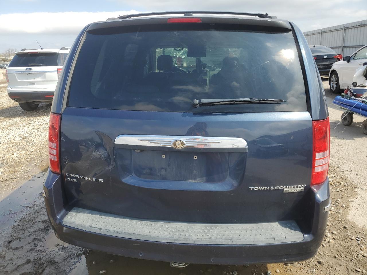 2A8HR64X59R631132 2009 Chrysler Town & Country Limited