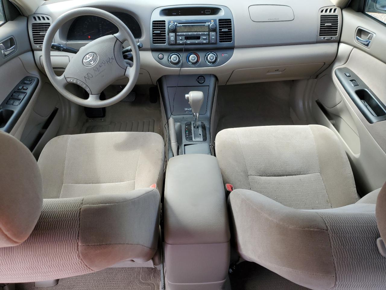 JTDBF30KX50161117 2005 Toyota Camry Le