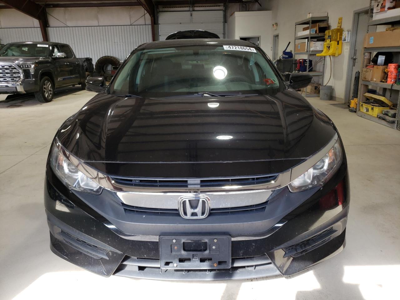 2HGFC2F79JH557361 2018 Honda Civic Ex