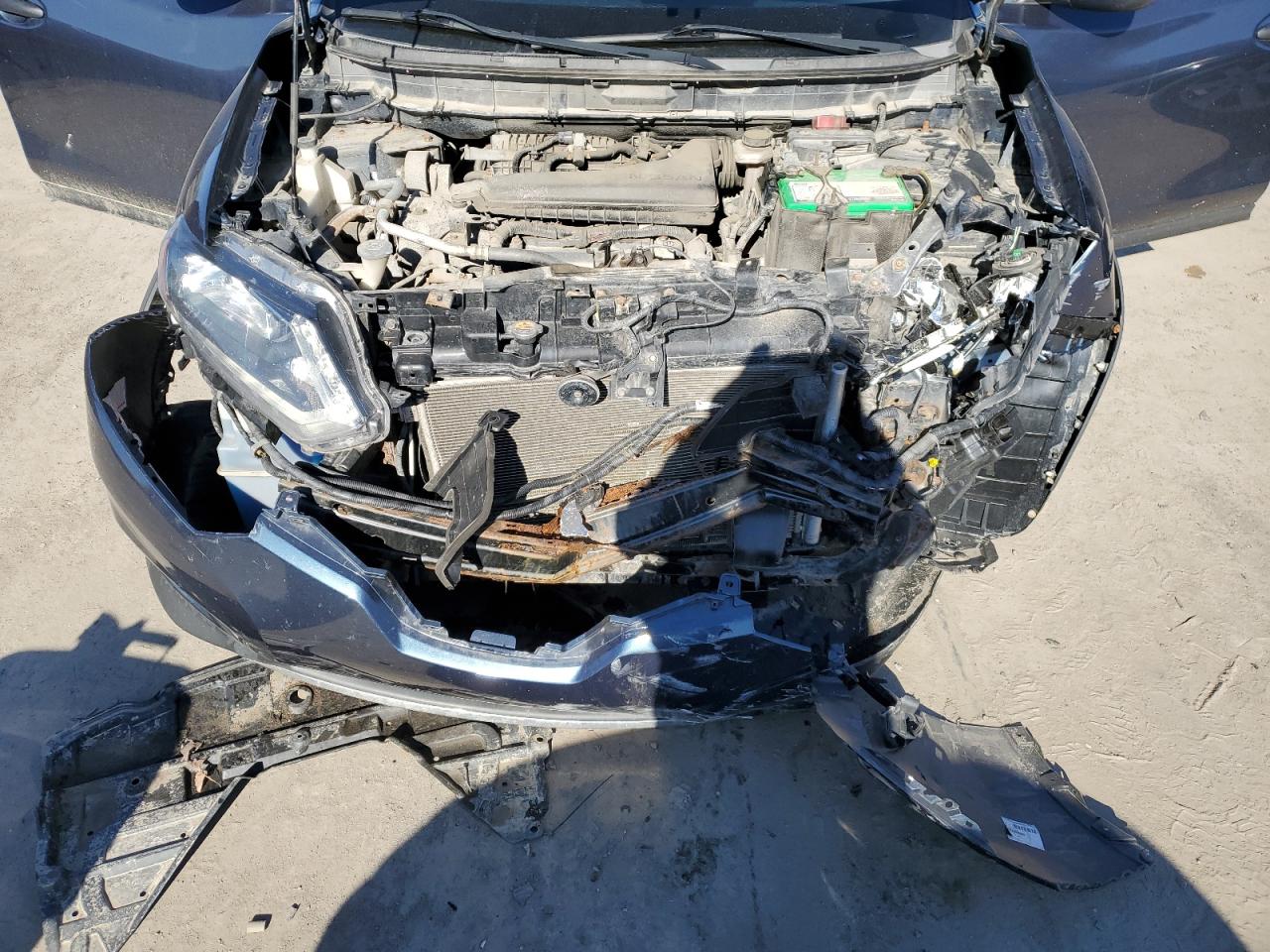 KNMAT2MV3GP696898 NISSAN ROGUE 2016