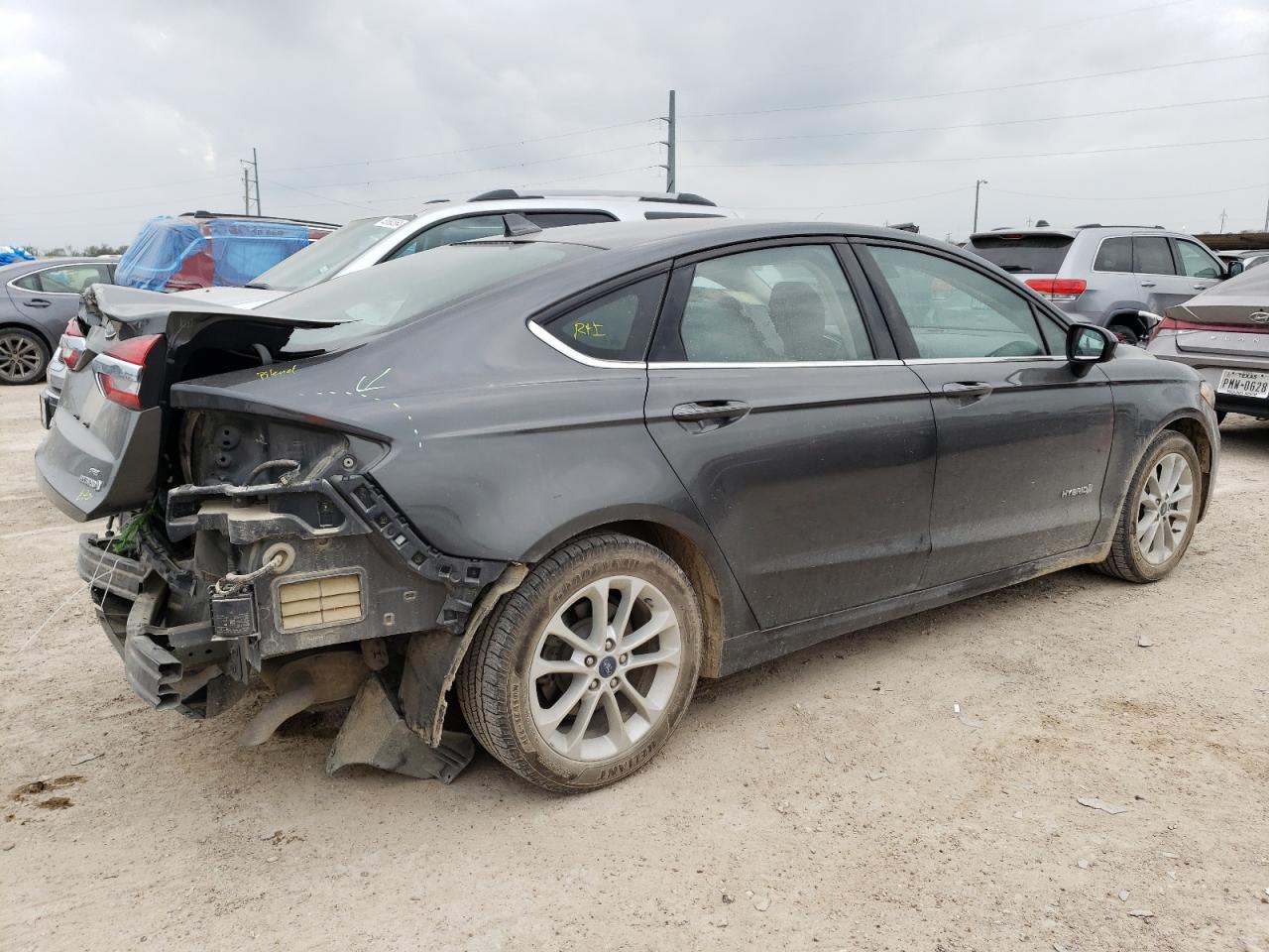 3FA6P0LU2KR119617 FORD FUSION 2019