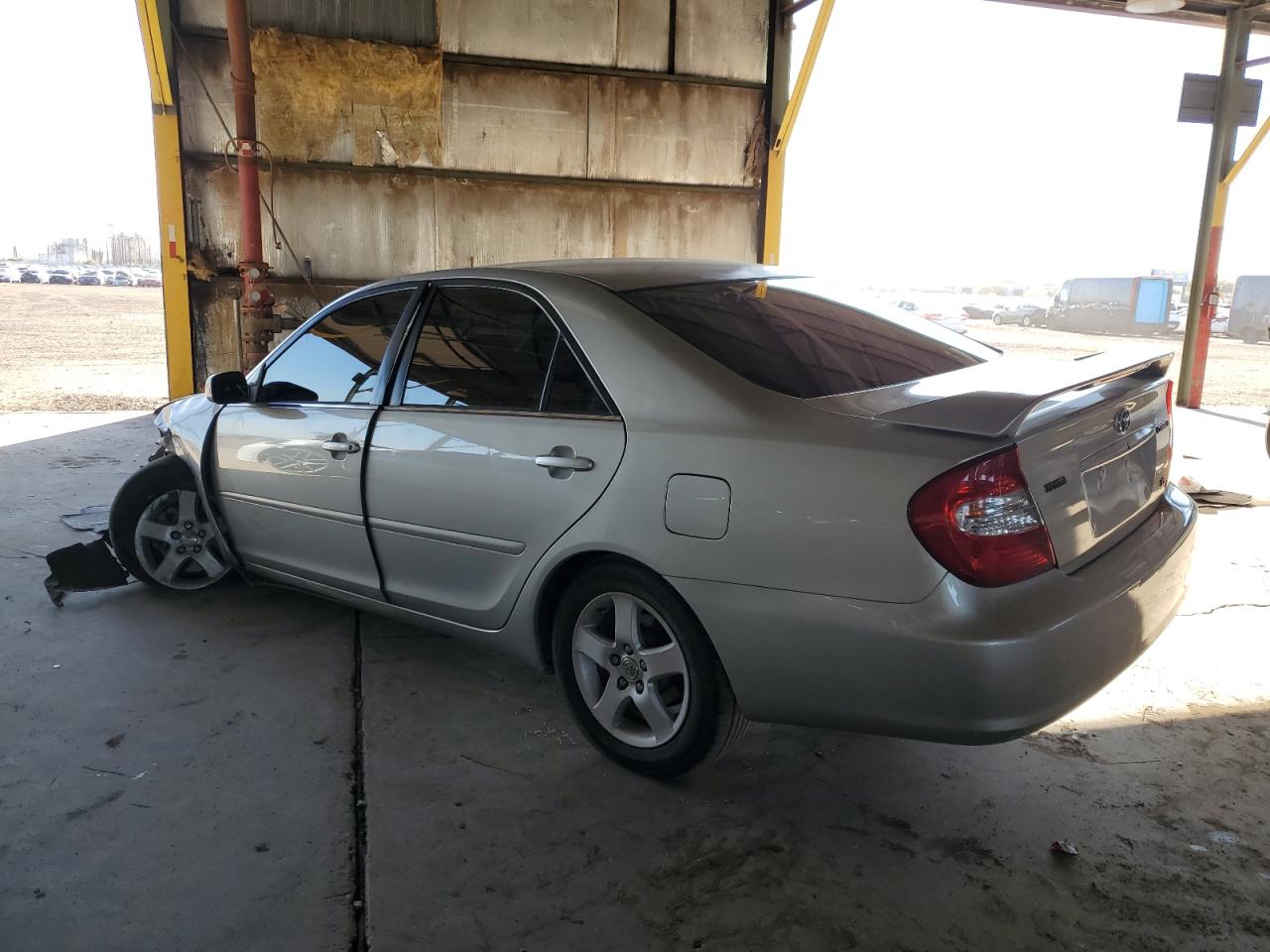 4T1BA32K44U030005 2004 Toyota Camry Se