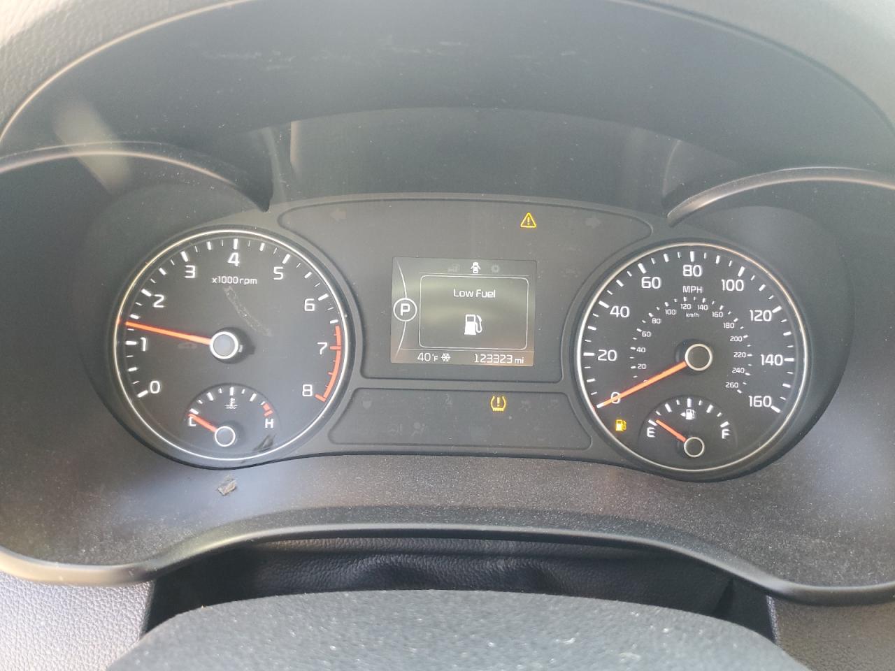 5XXGT4L38HG169373 2017 Kia Optima Lx