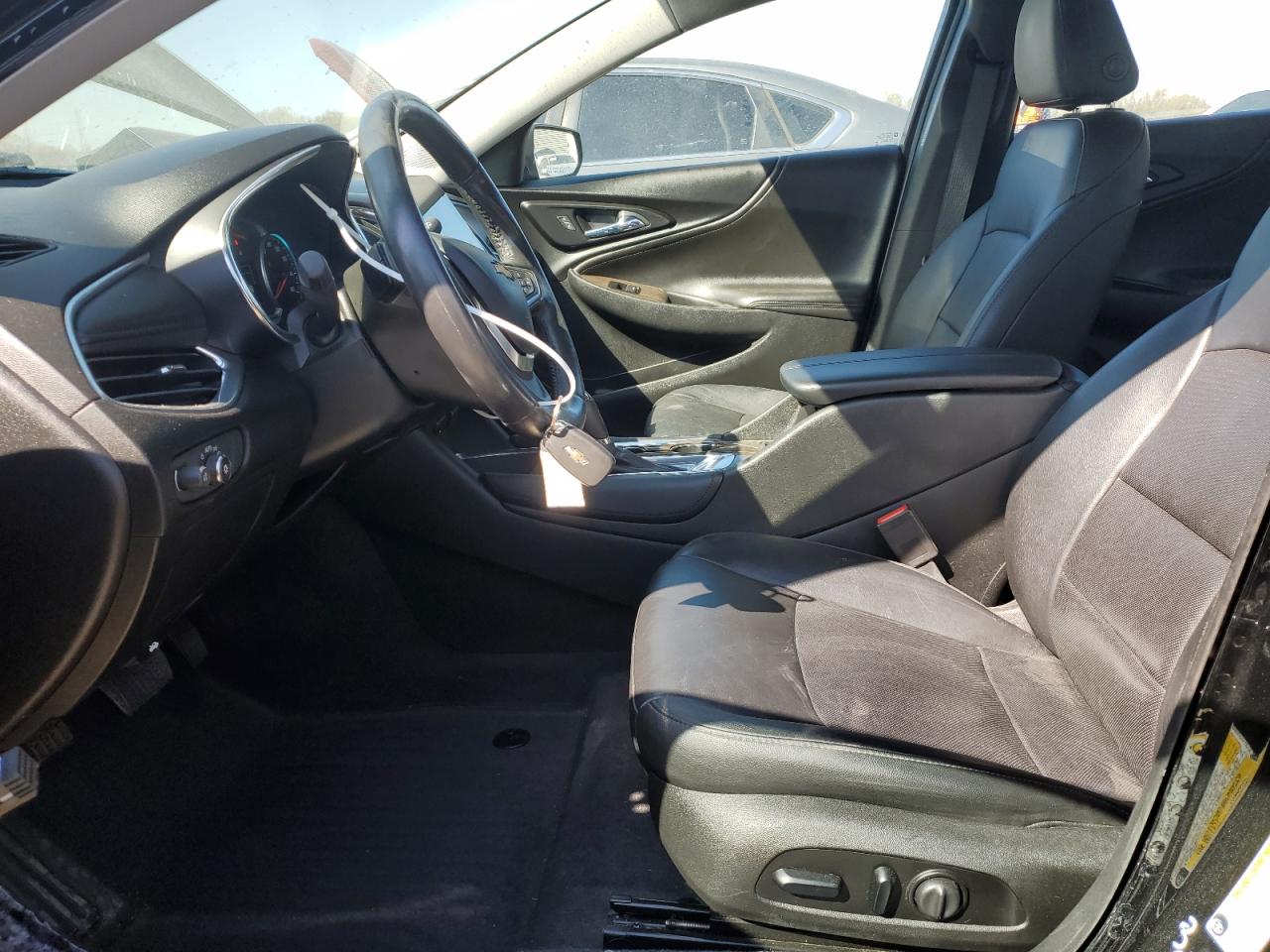 1G1ZE5SX5JF220693 CHEVROLET MALIBU 2018