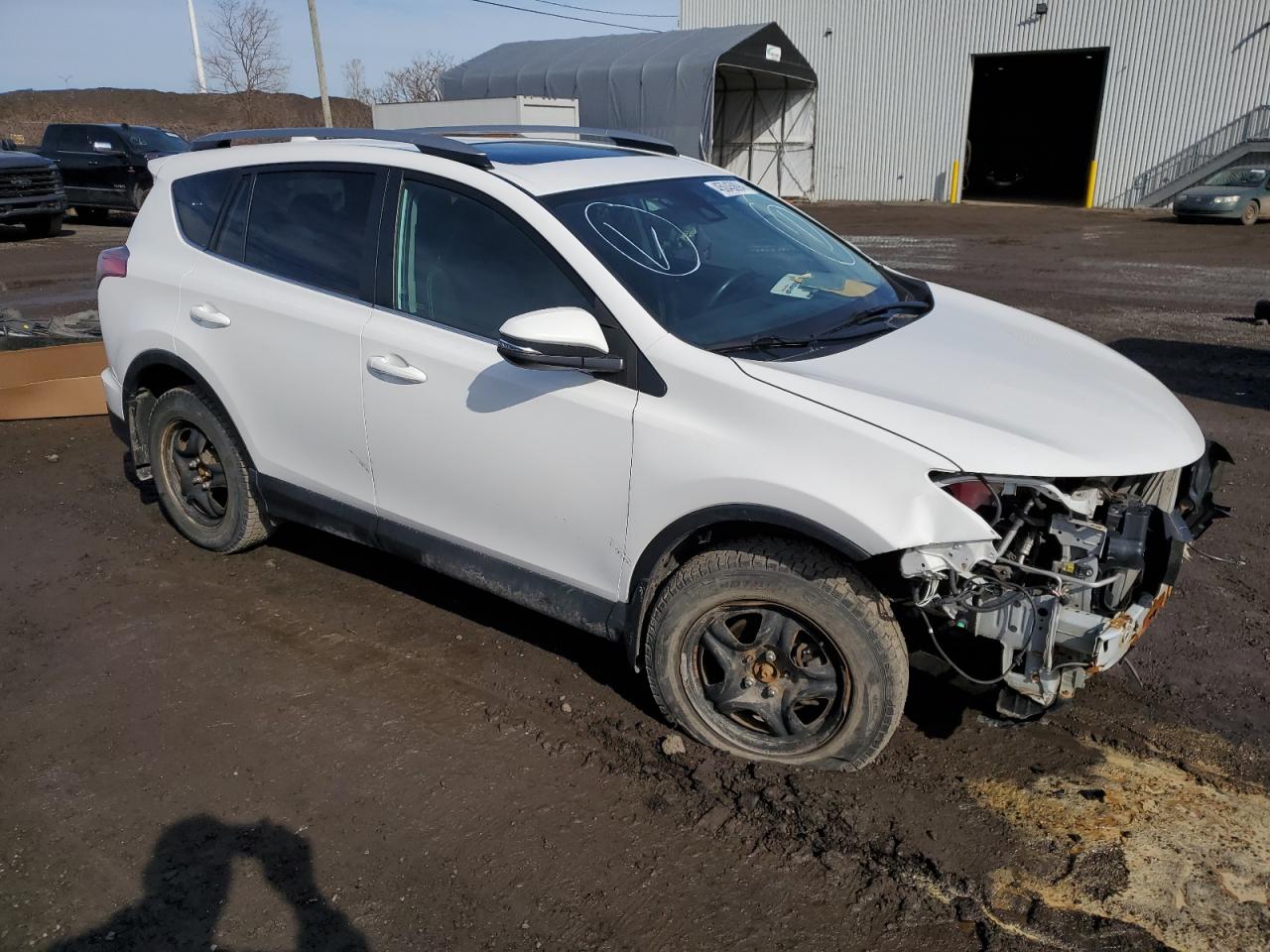 2T3RFREV3JW765585 TOYOTA RAV4 2018