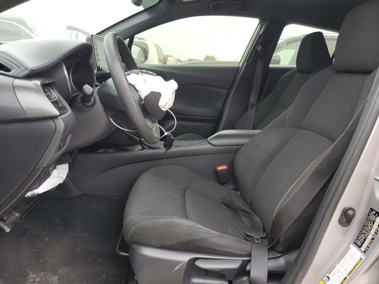JTNKHMBX3K1035563 TOYOTA C-HR 2019