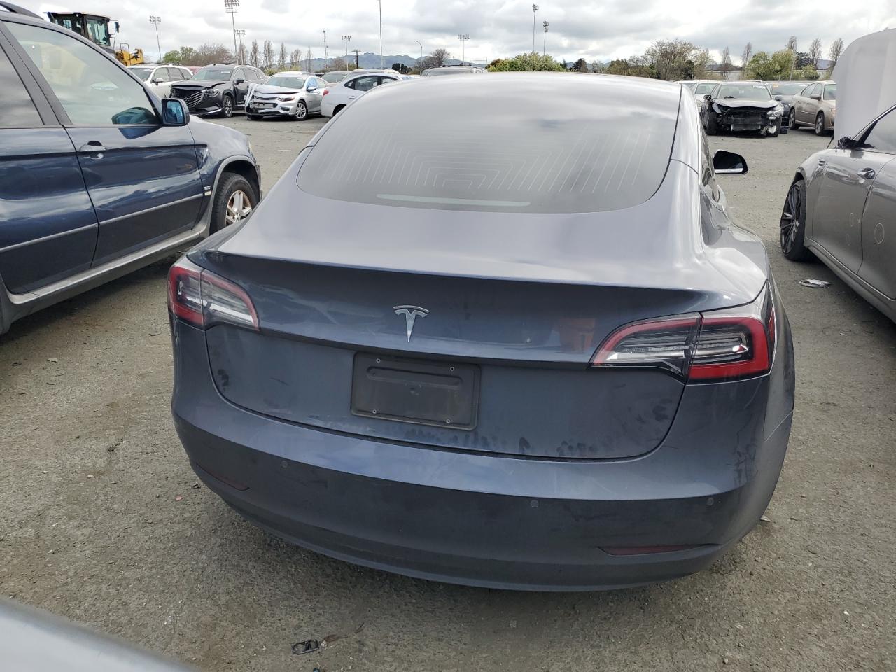 2020 Tesla Model 3 vin: 5YJ3E1EA2LF743397