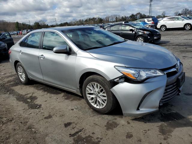 4T1BF1FK7HU402054 | 2017 Toyota camry le