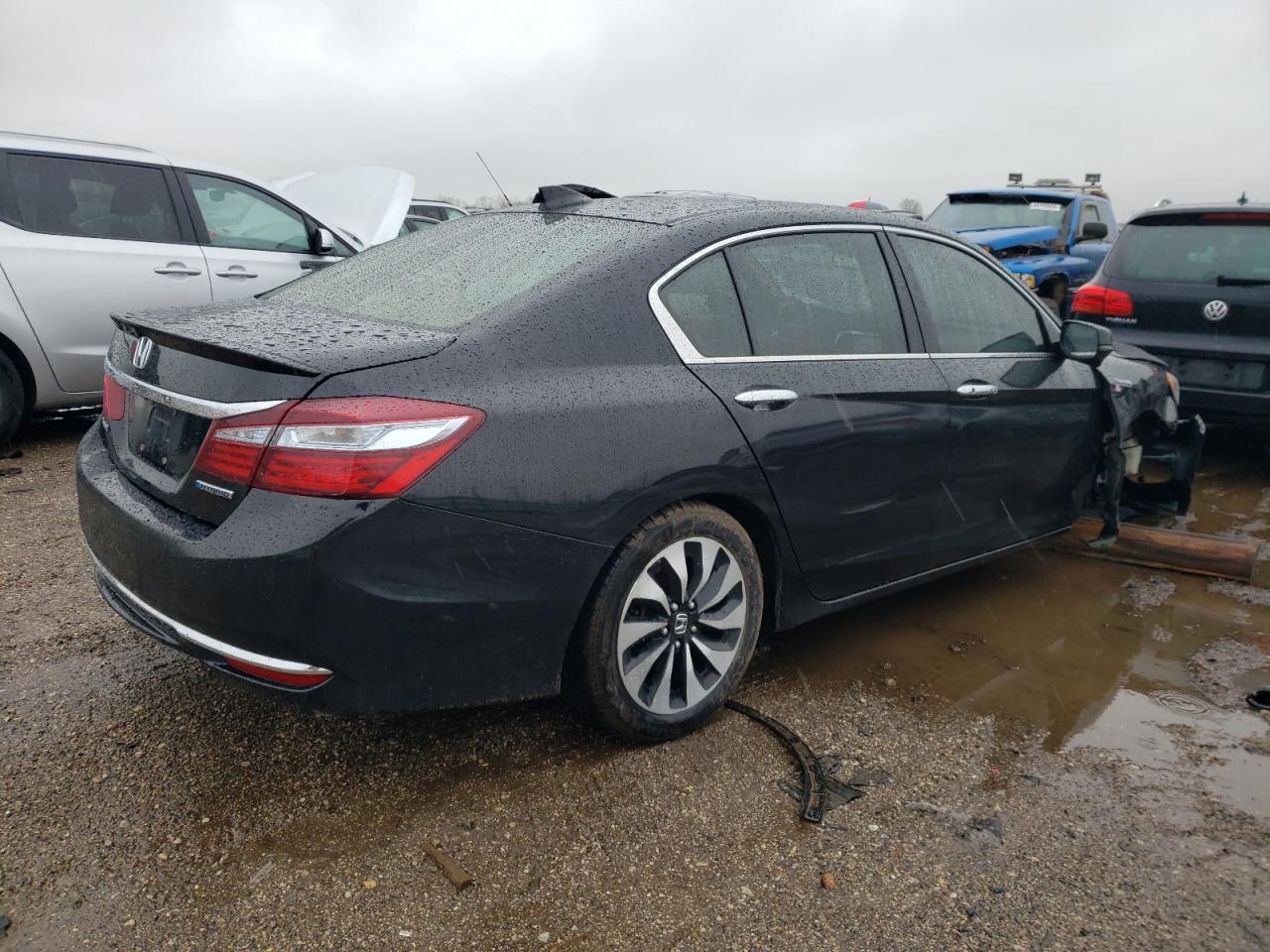 JHMCR6F52HC022177 HONDA ACCORD 2017