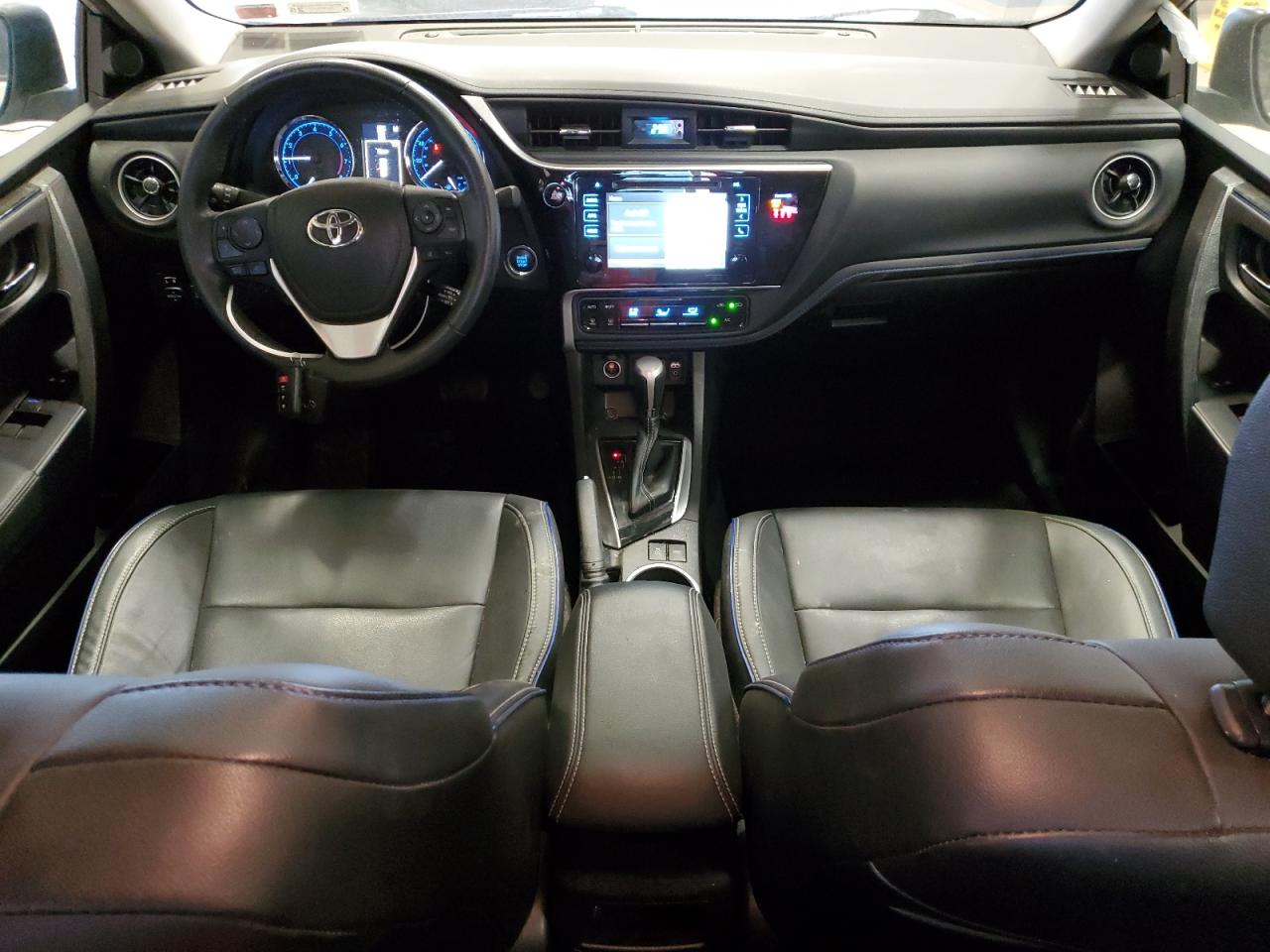 2T1BURHE5KC205260 TOYOTA COROLLA 2019