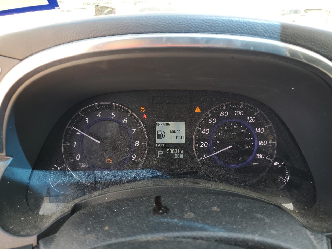 JN8CS1MW2HM411971 INFINITI QX70 2017