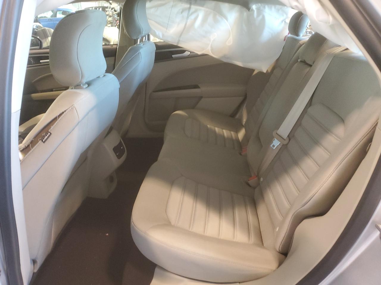 3FA6P0HD8KR163260 FORD FUSION 2019