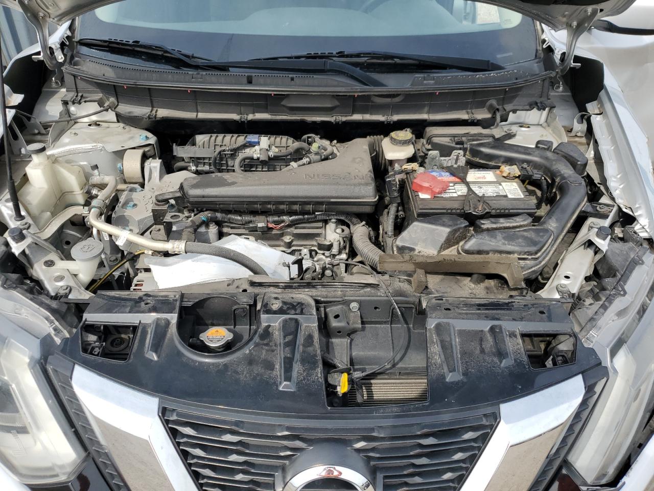 KNMAT2MT1HP541895 NISSAN ROGUE 2017