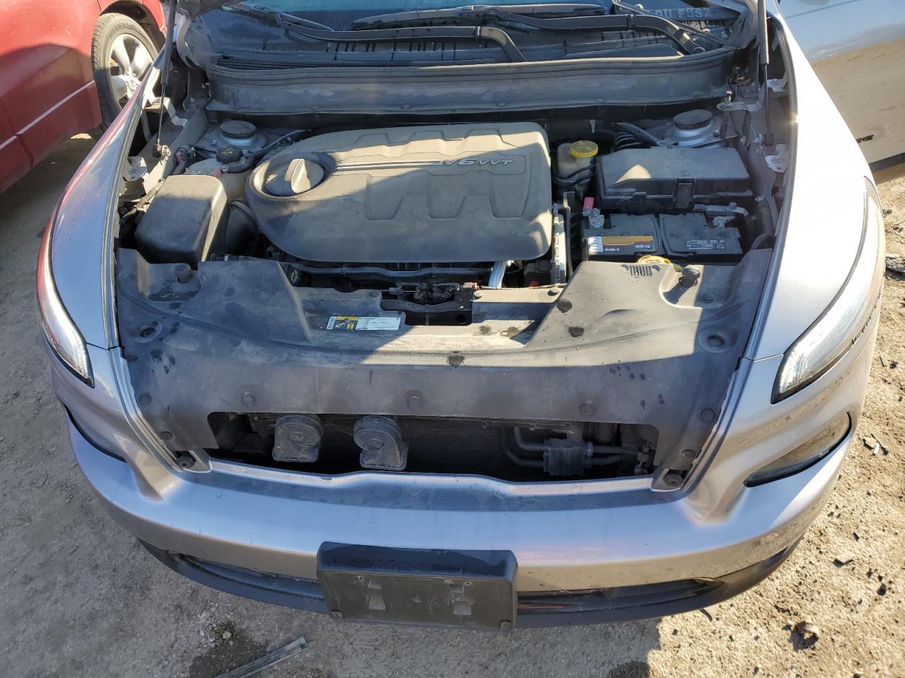 1C4PJLAS1GW351598 2016 Jeep Cherokee Sport