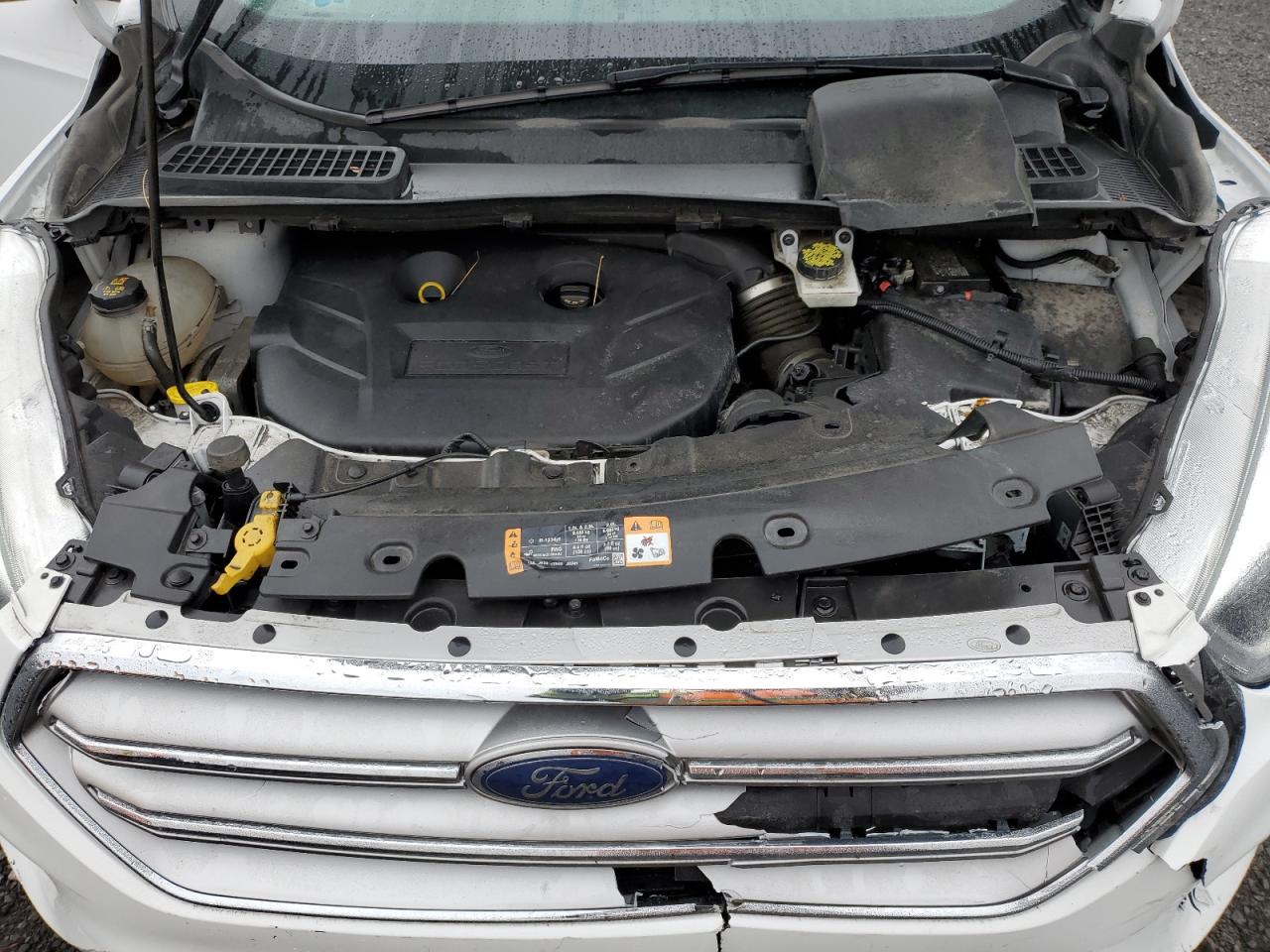 1FMCU9G95HUE79302 FORD ESCAPE 2017