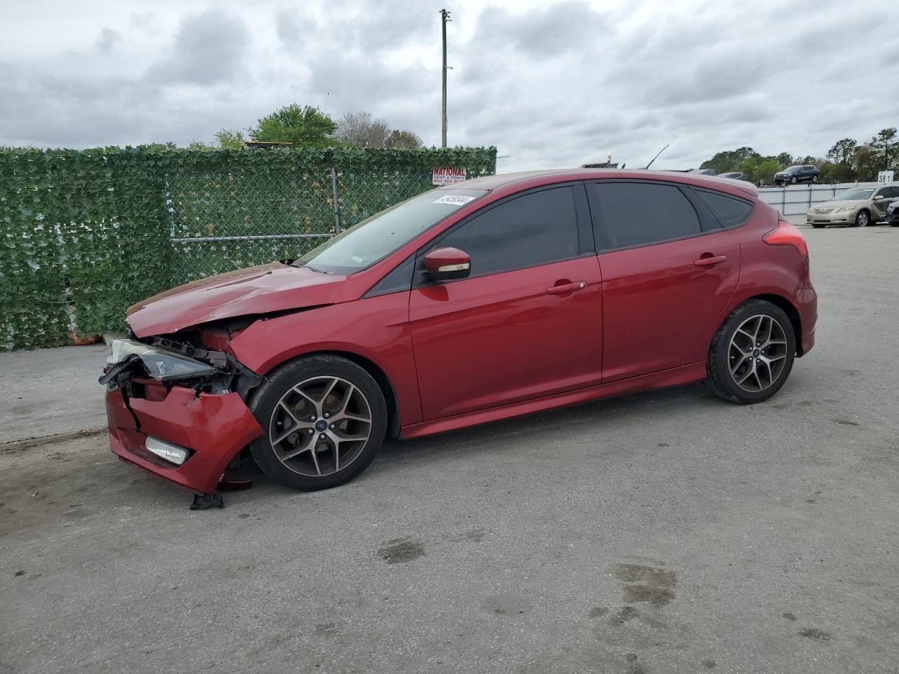 1FADP3K25GL343012 2016 Ford Focus Se