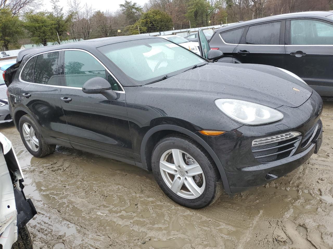 WP1AA2A25CLA05578 2012 Porsche Cayenne