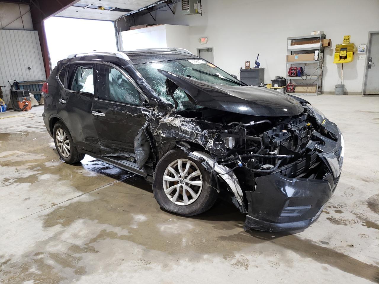 5N1AT2MT0JC802605 NISSAN ROGUE 2018