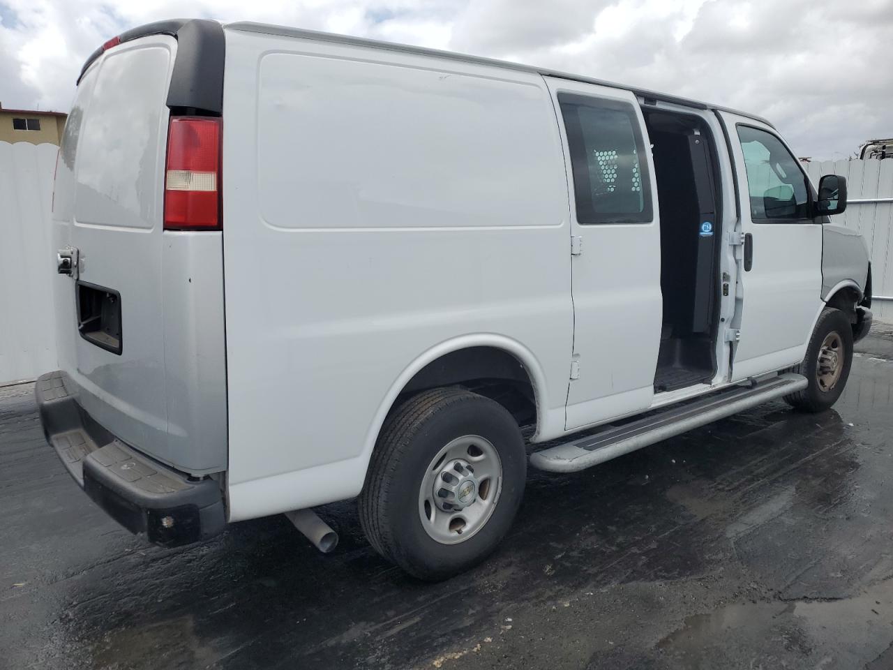 1GCWGAF75N1268222 CHEVROLET EXPRESS 2022