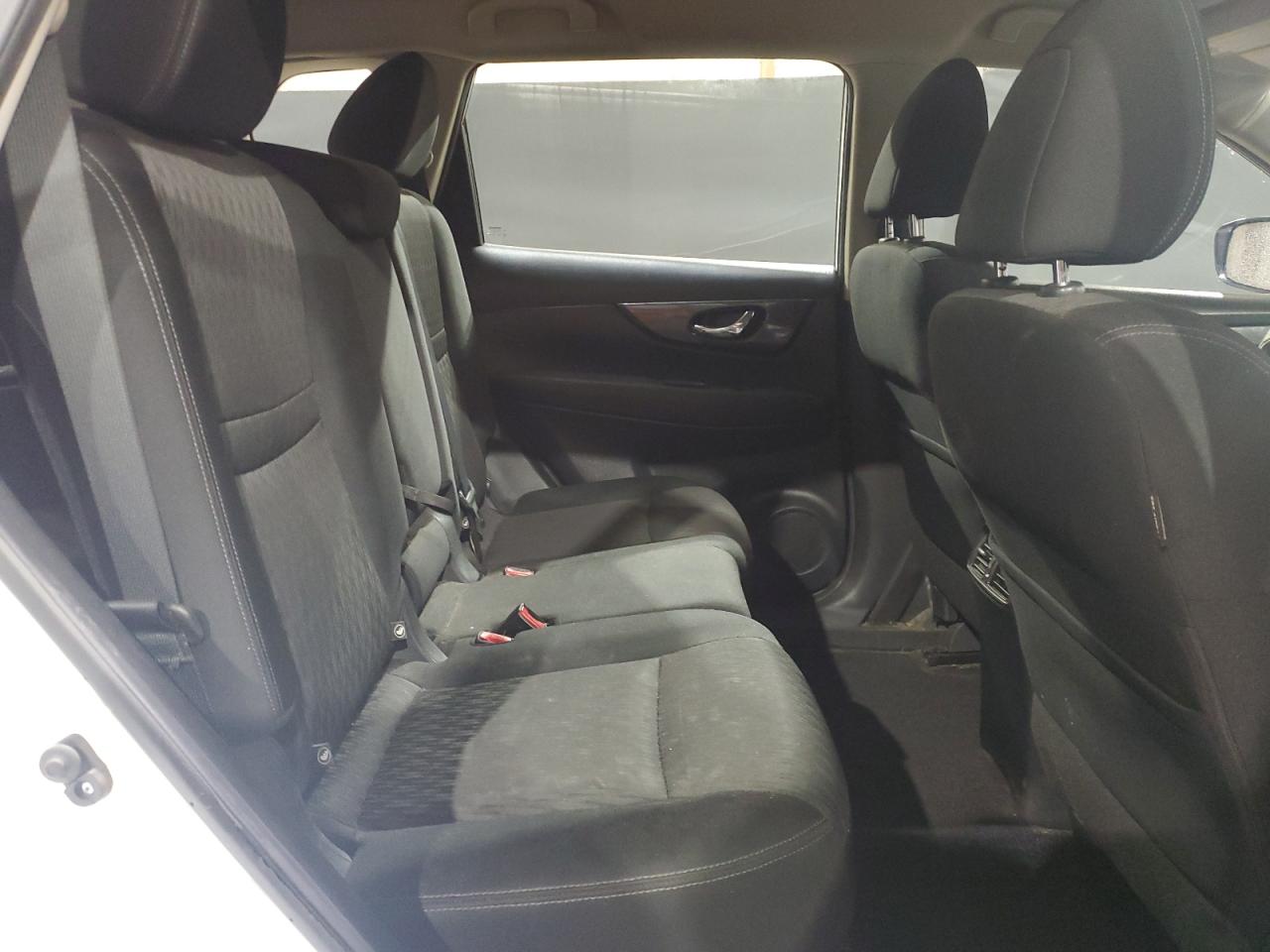 KNMAT2MV3JP514074 NISSAN ROGUE 2018